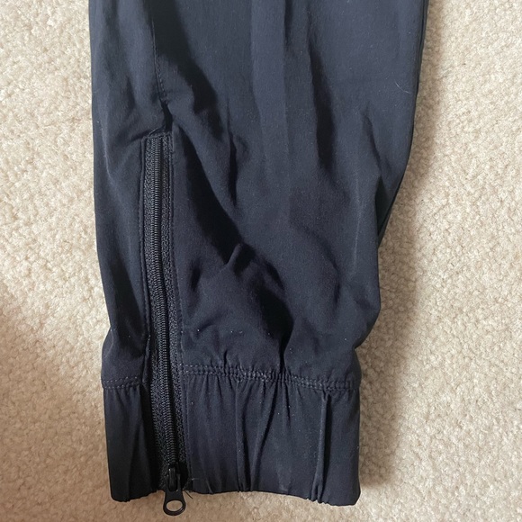 Alder women’s joggers - Picture 3 of 5